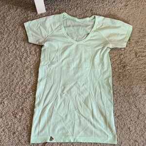 lululemon athletica Short Sleeve V-Neck Tee in Light Mint